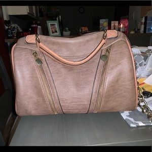 Purse - like new condition